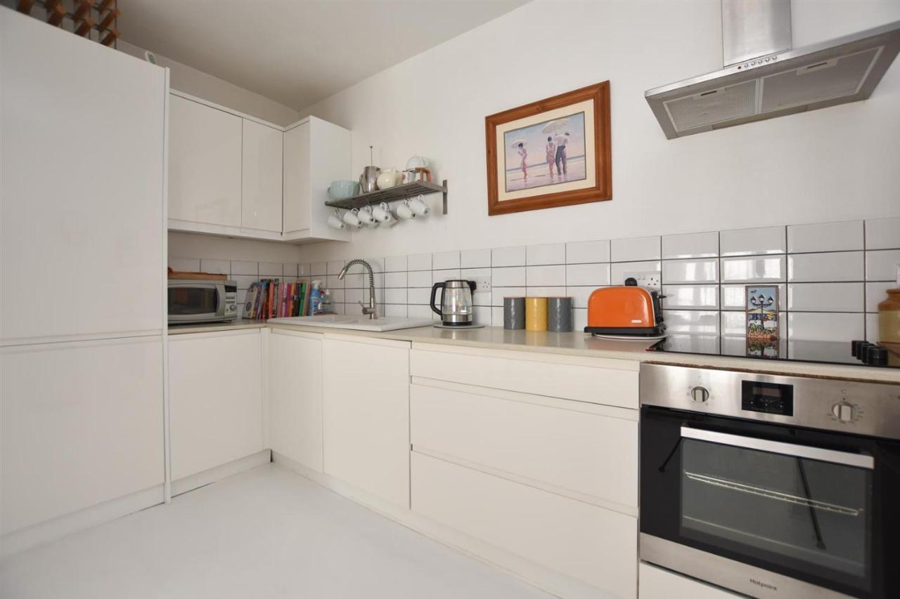 Ferienwohnung Stunning 2 Bed With Sea View In Hastings Old Town Exterior foto
